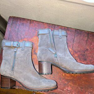 Trask Grey suede boots